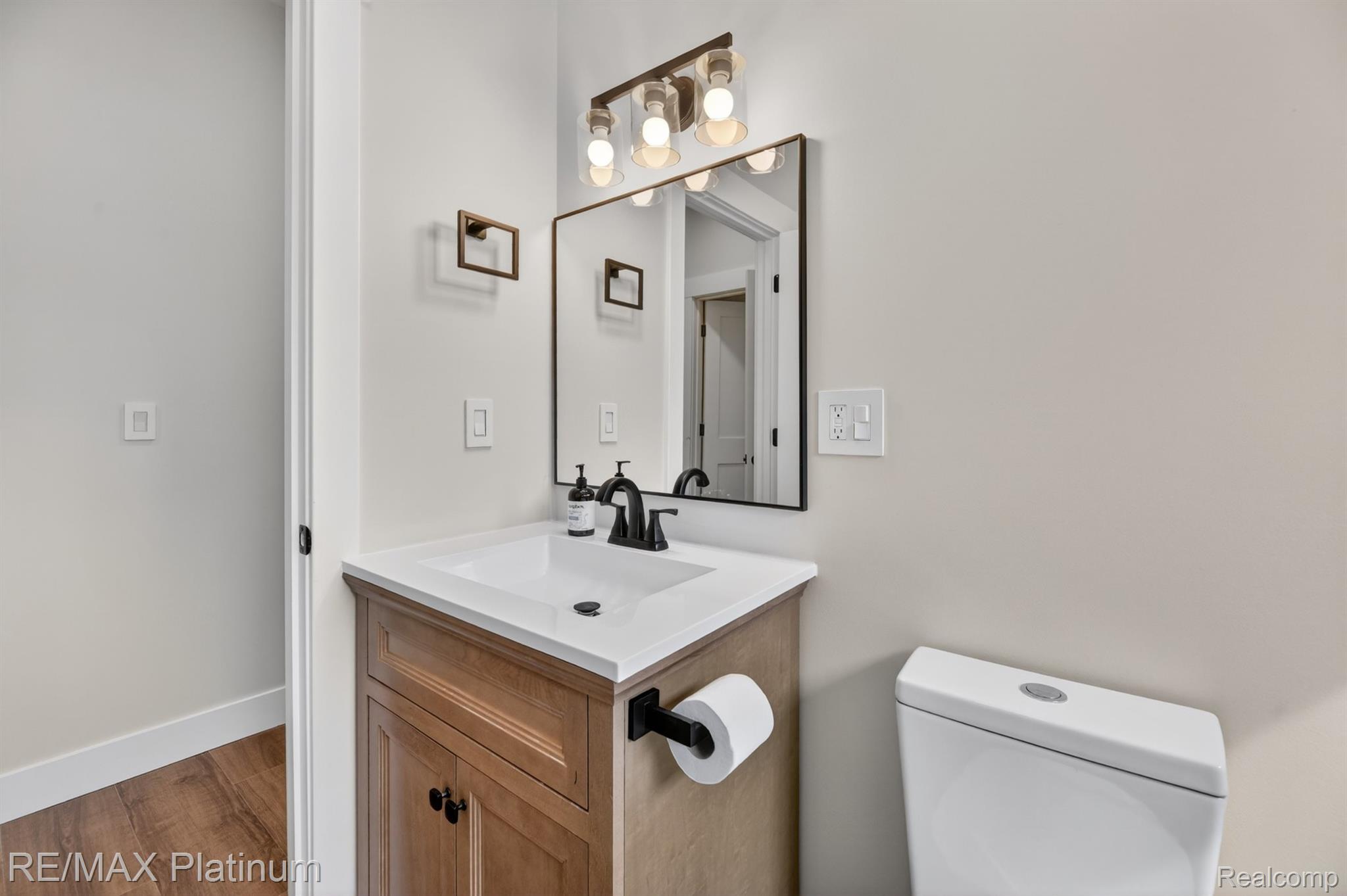 Bathroom vanity at 3073 Gecko Trail