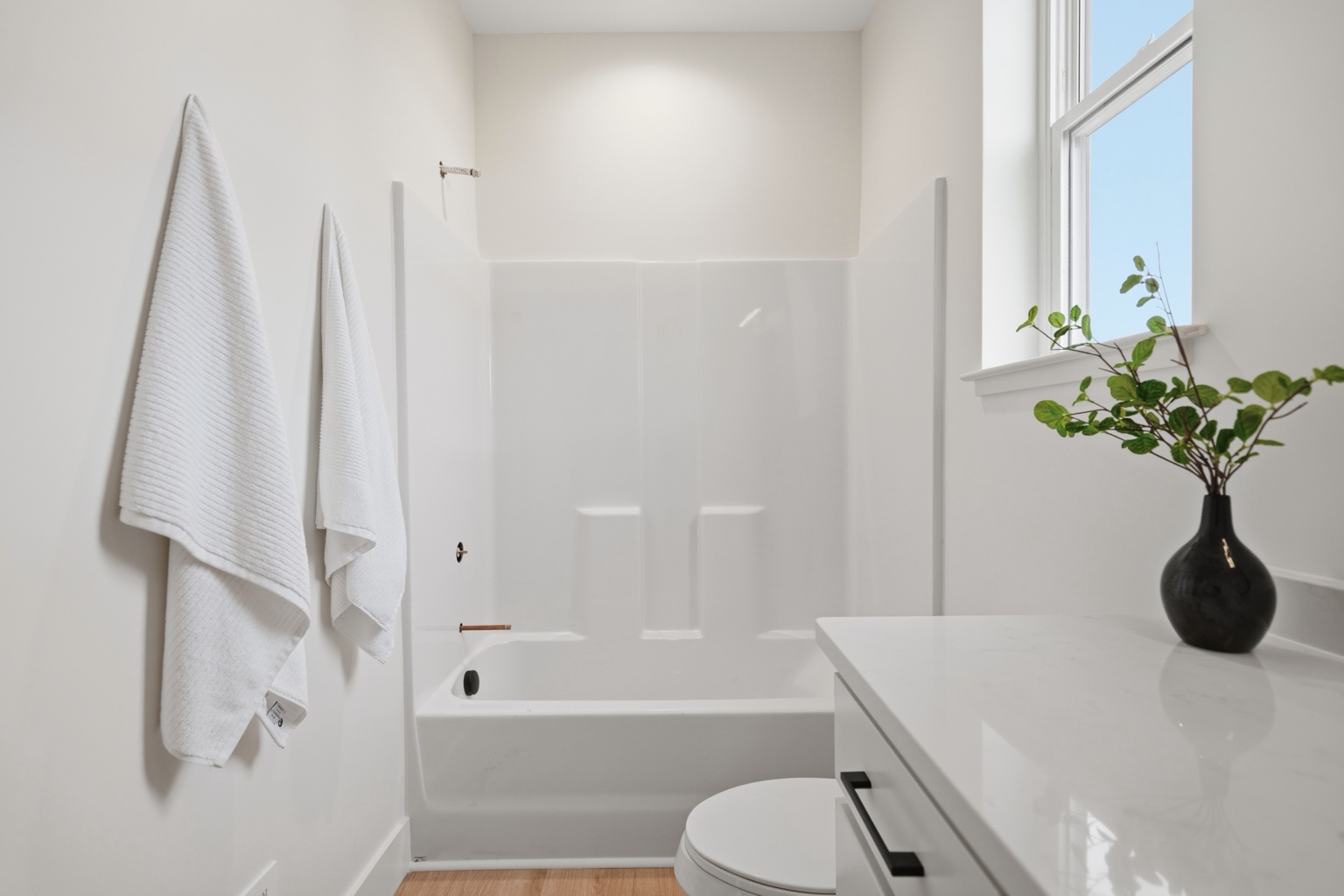 Full bathroom at 890 Pierce Road