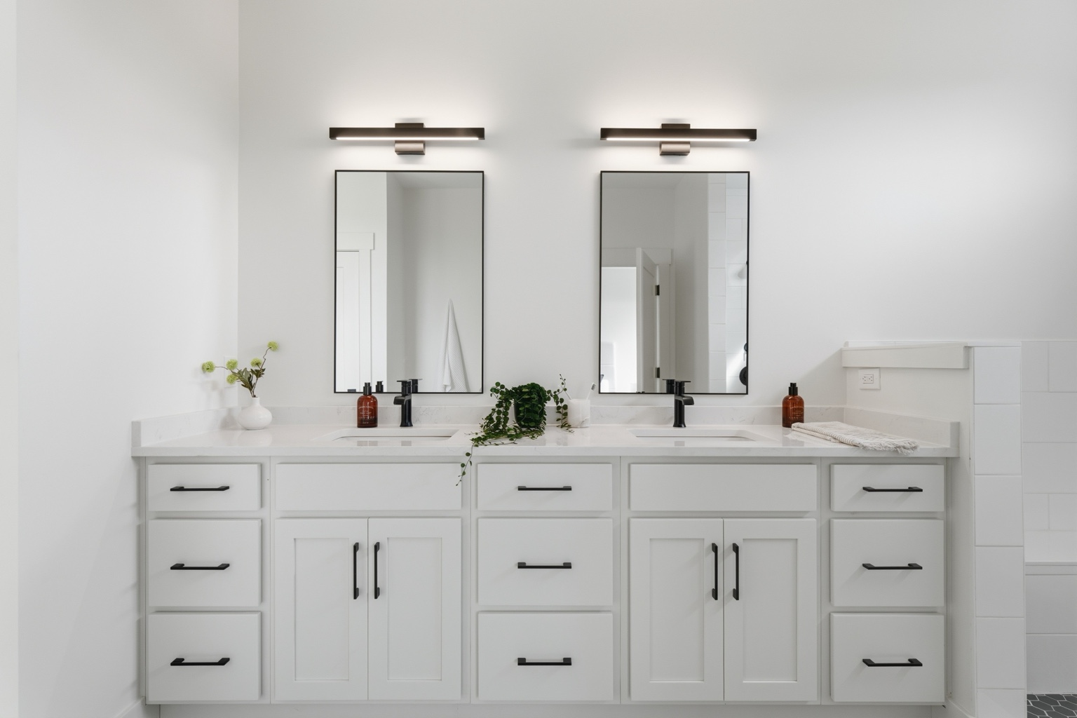 Double-sink vanity at 890 Pierce Road